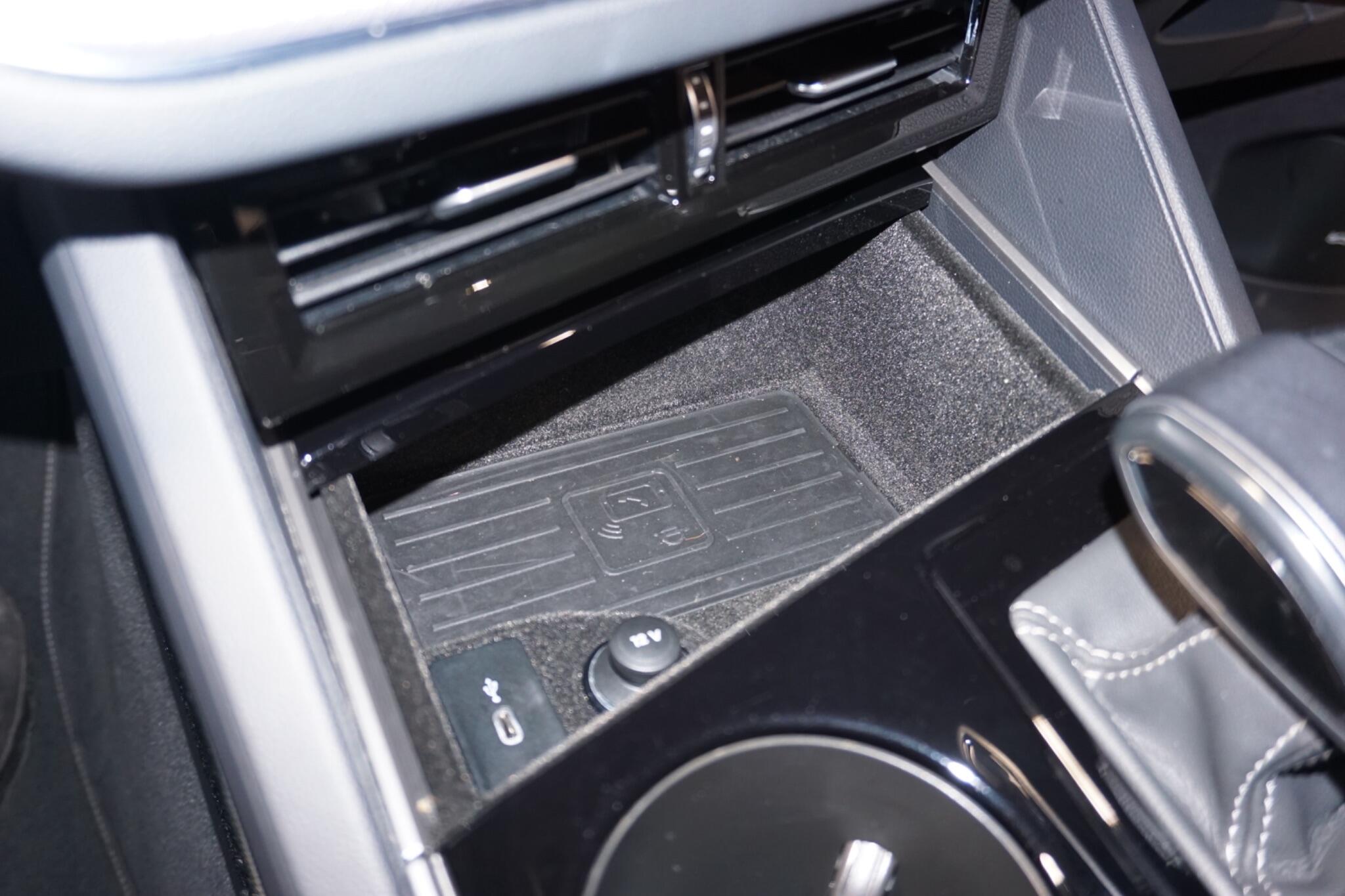 Volkswagen Touareg 3.0 TDI V6 Black Edition SUV 5dr Diesel Tiptronic 4Motion Euro 6 (s/s) (286 ps)